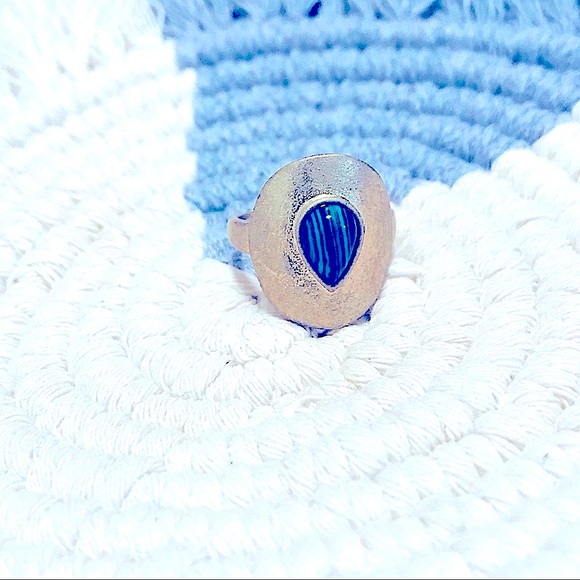 💚🆕Semi-Precious Green Gemstone Gold Texture Ring - Picture 5 of 12